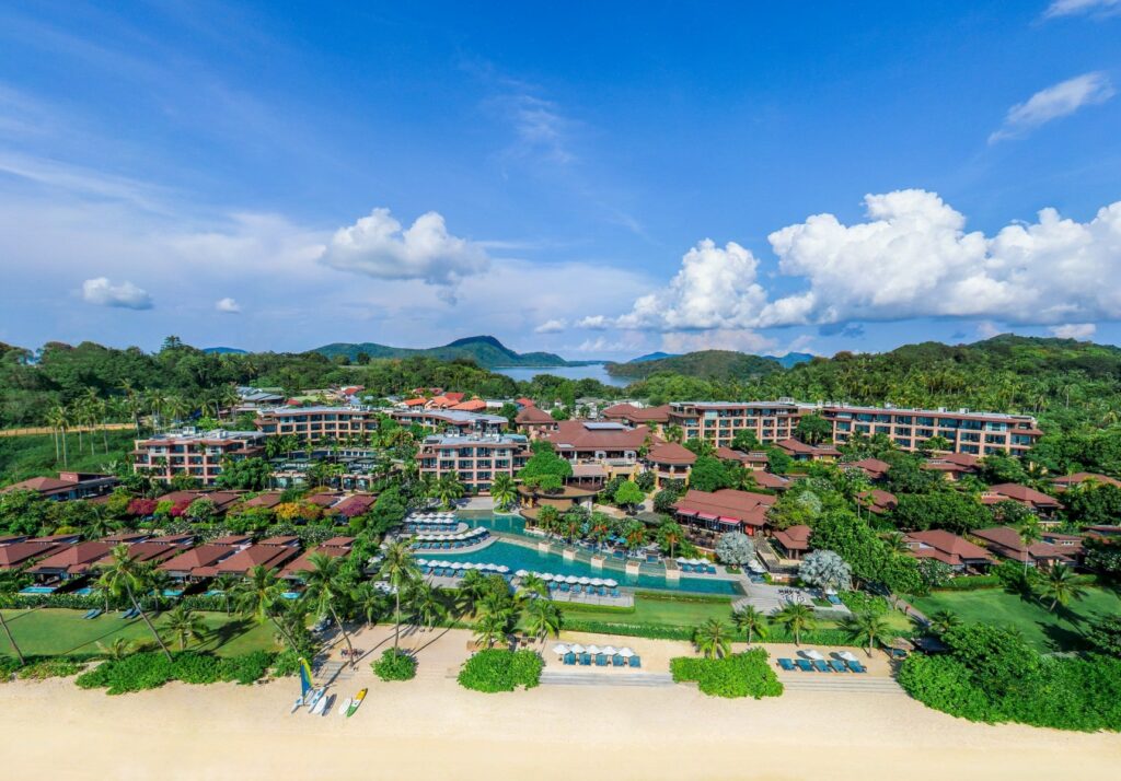 Pullman phuket panwa beach resort รีสอร์ทสุดหรู
