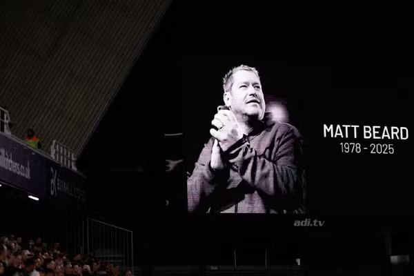 Pengadilan koroner mengumumkan mantan manajer tim wanita Liverpool, Matt Beard, meninggal karena bunuh diri