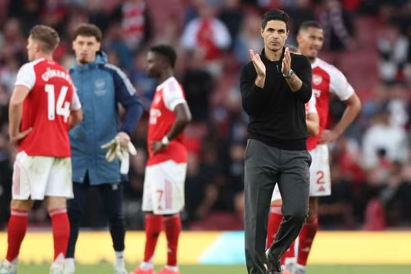 Topik pembicaraan Liga Primer: Arsenal yang hampir menjadi juara menyaksikan Liverpool & Palace melaju